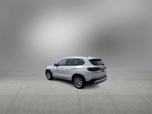 Used 2022 BMW X5 sDrive40i w/ Parking Assistance Package RWD image 6