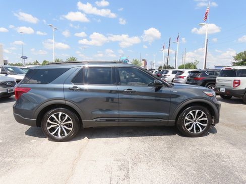 Used 2022 Ford Explorer ST-Line RWD image 10