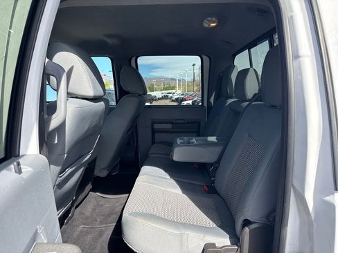Used 2011 Ford F250 XLT w/ XLT Premium Pkg AWD/4WD image 31