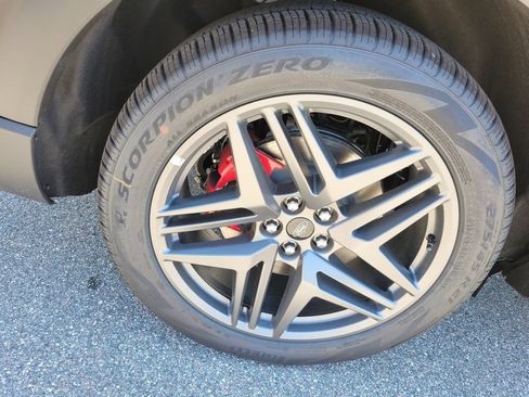 New 2026 Ford Explorer ST-Line w/ ST-Line Street Pack RWD image 6
