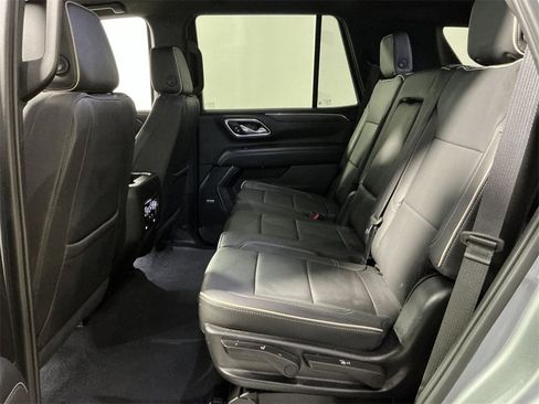 Used 2024 GMC Yukon SLT image 31