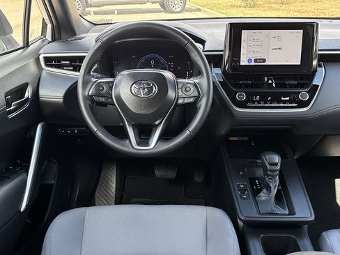 Used 2026 Toyota Corolla Cross AWD Hybrid image 11