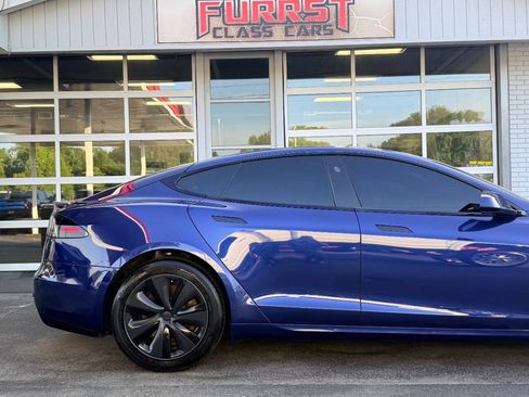 Used 2022 Tesla Model S AWD/4WD image 9