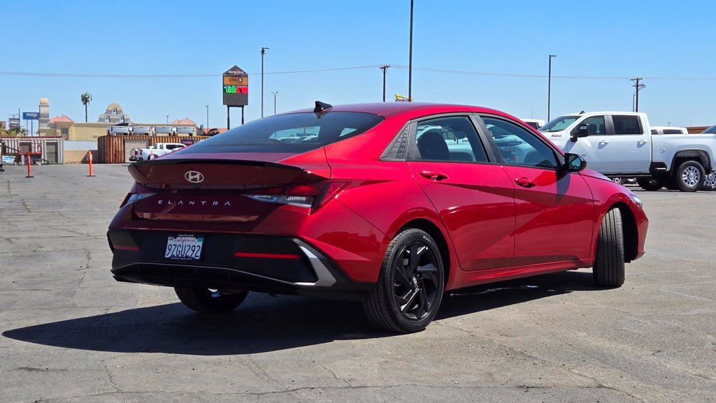 Used 2026 Hyundai Elantra Sport w/ Cargo Package FWD image 4