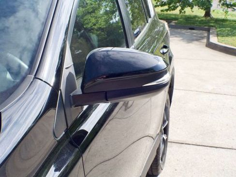 Used 2017 Toyota RAV4 SE w/ Power Extra Value Package image 13