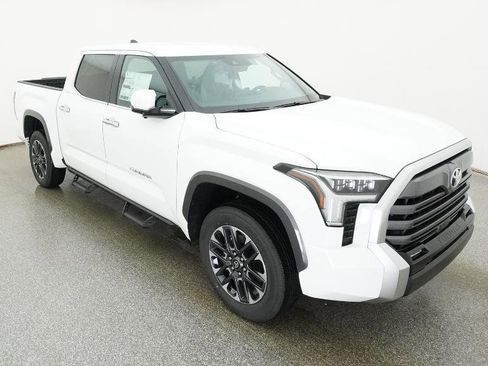 New 2026 Toyota Tundra Limited AWD/4WD image 17
