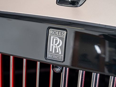 Used 2023 Rolls-Royce Ghost Black Badge w/ Black Badge Ghost Package image 19