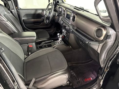 Used 2020 Jeep Wrangler Unlimited Sport AWD/4WD image 15
