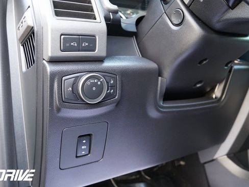 Used 2017 Ford F150 Raptor w/ Equipment Group 802A Luxury image 24