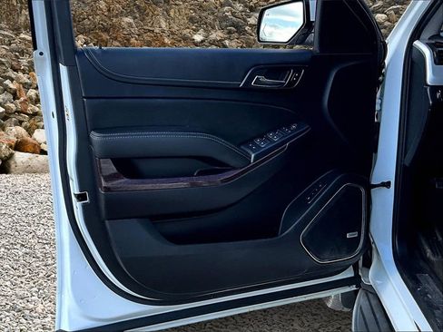 Used 2016 GMC Yukon SLT w/ Open Road Package image 22