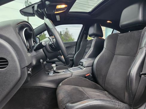 Used 2018 Dodge Charger GT AWD/4WD image 9