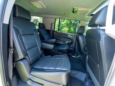 Used 2020 GMC Yukon XL Denali AWD/4WD image 19