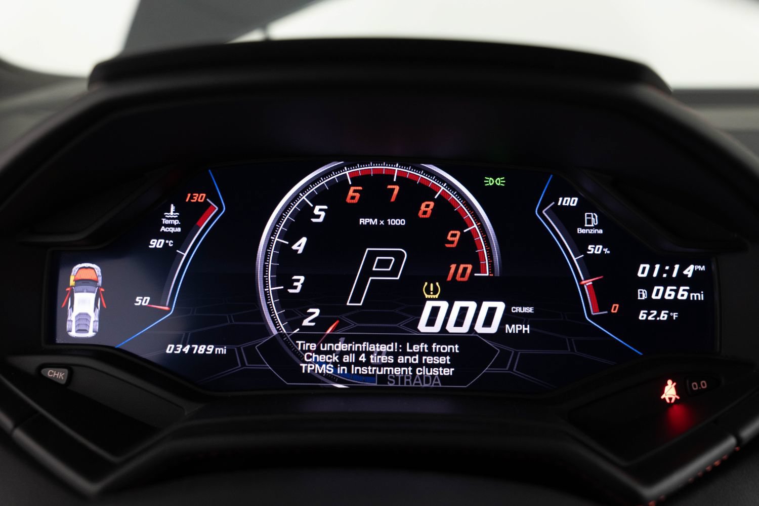 Used 2020 Lamborghini Huracan EVO AWD/4WD image 20