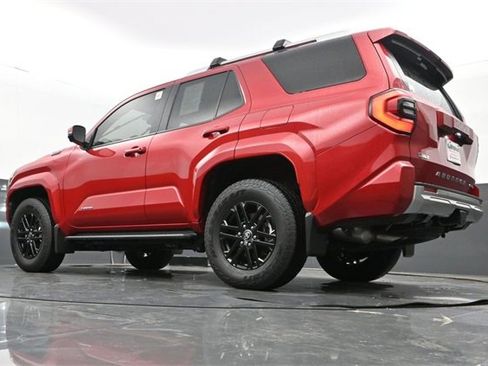Used 2025 Toyota 4Runner Limited image 25