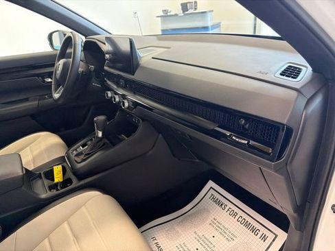 Used 2024 Honda CR-V Sport Touring image 37