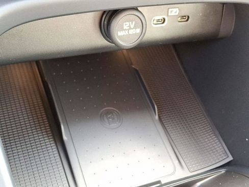 New 2026 Volvo XC40 B5 Core w/ Climate Package image 16