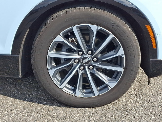 Used 2024 Cadillac Lyriq Sport AWD/4WD image 27