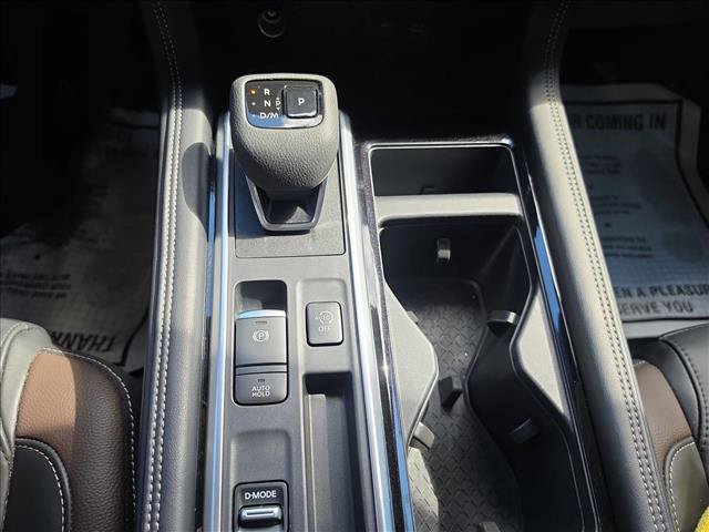 Used 2025 Nissan Pathfinder Platinum w/ Cargo Package FWD image 10