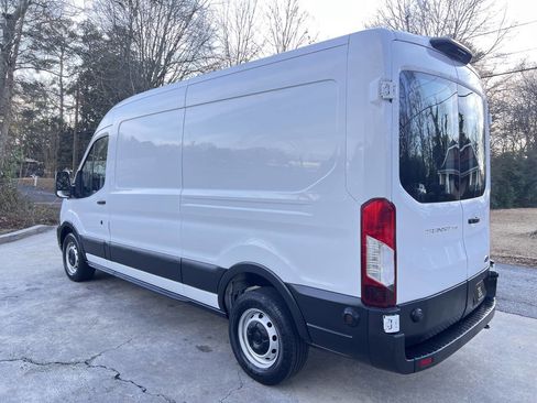 Used 2020 Ford Transit 250 Medium Roof w/ Load Area Protection Package image 9