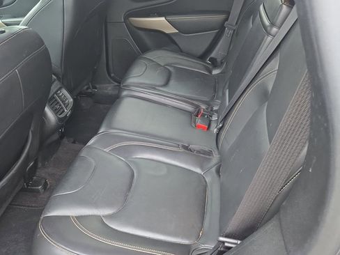 Used 2018 Jeep Cherokee Limited image 15