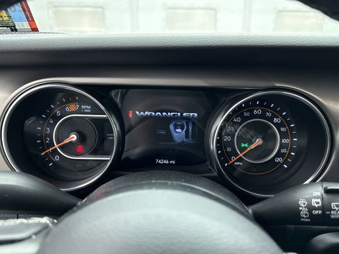 Used 2020 Jeep Wrangler Unlimited Sport image 10