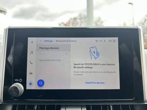 Used 2024 Toyota RAV4 XLE image 19