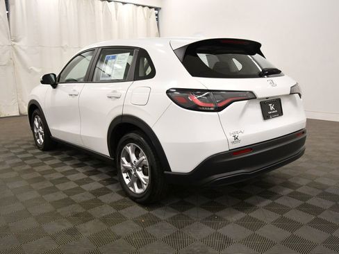 Certified 2024 Honda HR-V LX image 5