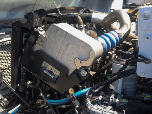 Used 2022 Ford F650 2WD Regular Cab Super Duty image 12