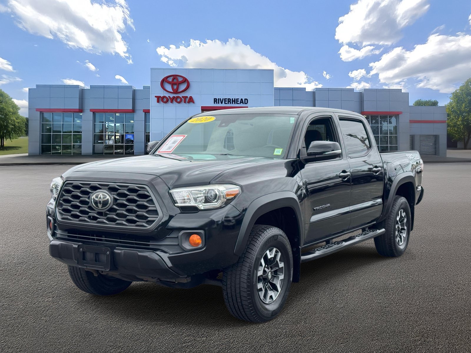 Certified 2020 Toyota Tacoma TRD Off-Road w/ Technology Package AWD/4WD image 1