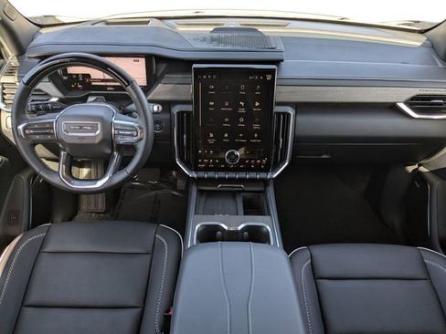 Used 2024 GMC Acadia Denali w/ Super Cruise Package image 16