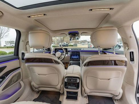 Certified 2025 Mercedes-Benz S 580 4MATIC Sedan image 32