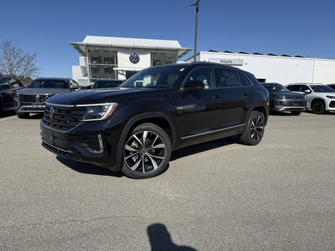 New 2026 Volkswagen Atlas Cross Sport SEL Premium R-Line AWD/4WD image 1
