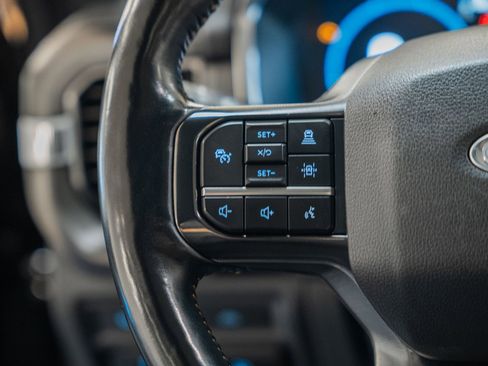 Certified 2023 Ford F150 Platinum image 40