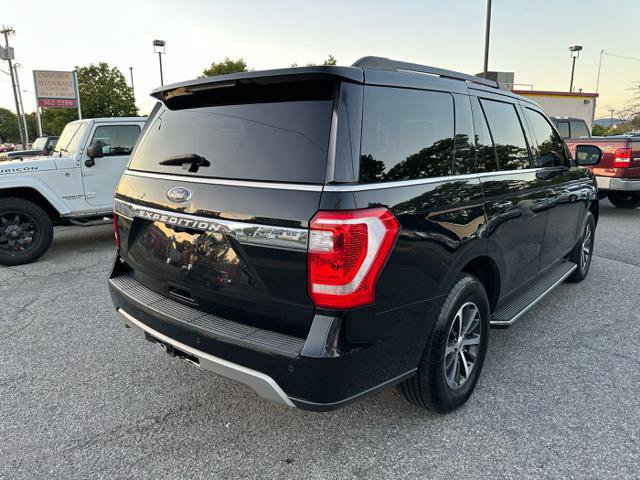 Used 2019 Ford Expedition XLT w/ Equipment Group 202A AWD/4WD image 5