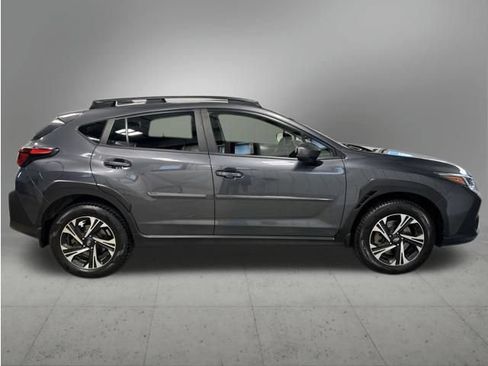 Used 2024 Subaru Crosstrek 2.0i Premium AWD/4WD image 6