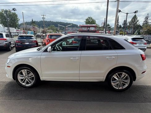 Used 2016 Audi Q3 2.0T Premium Plus FWD image 9