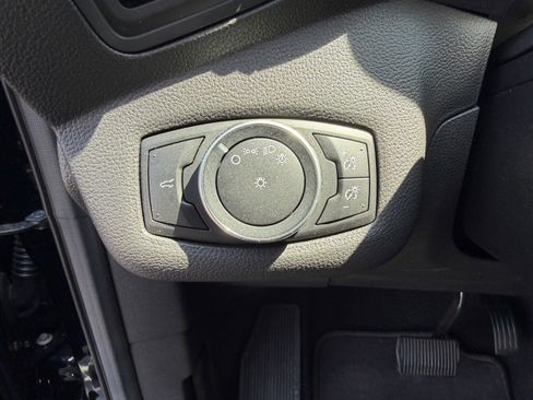 Used 2017 Ford Escape S FWD image 23