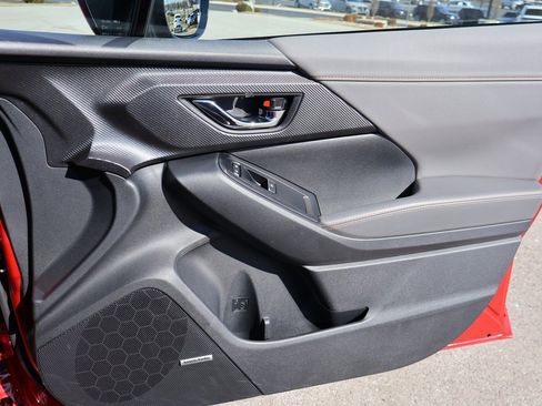 Used 2024 Subaru Crosstrek 2.5i Limited w/ Crosstrek Mirror Package image 13