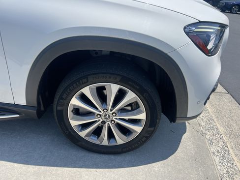 Used 2023 Mercedes-Benz GLE 350 4MATIC w/ Premium Package image 12