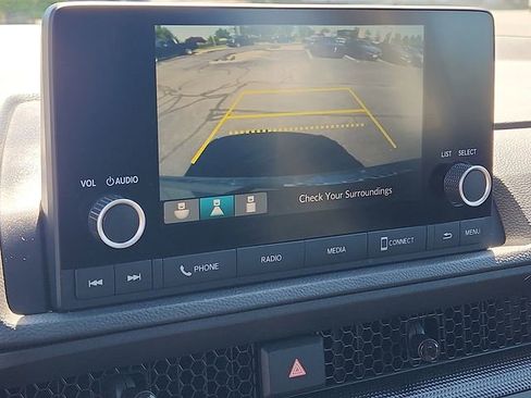 Used 2024 Honda CR-V LX image 17