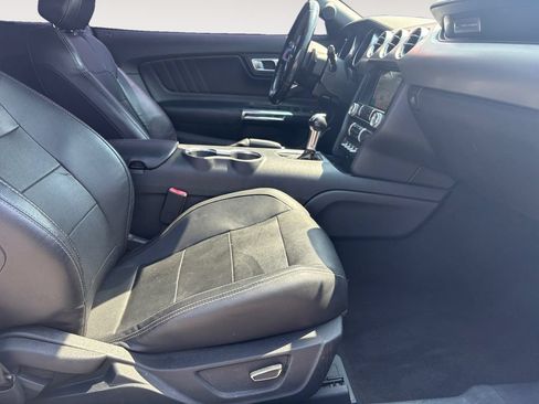 Used 2019 Ford Mustang Premium RWD image 15