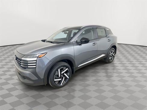 New 2026 Nissan Kicks SV image 4