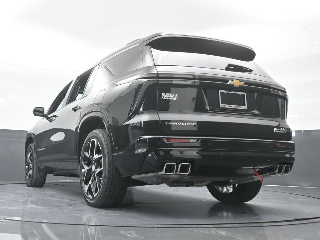 Used 2025 Chevrolet Traverse High Country FWD image 79