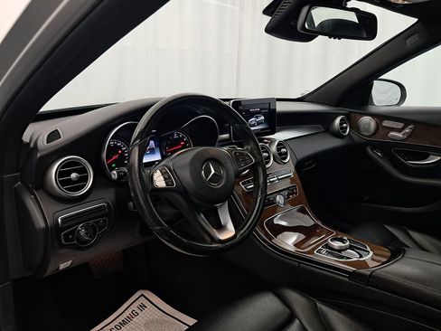 Used 2017 Mercedes-Benz C 300 4MATIC Sedan image 8