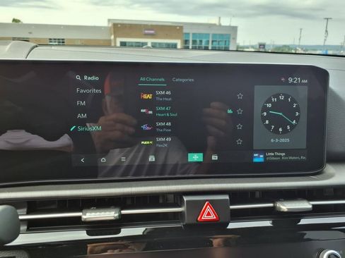 New 2026 Kia Sportage X-Line w/ X-Line Premium Package image 18