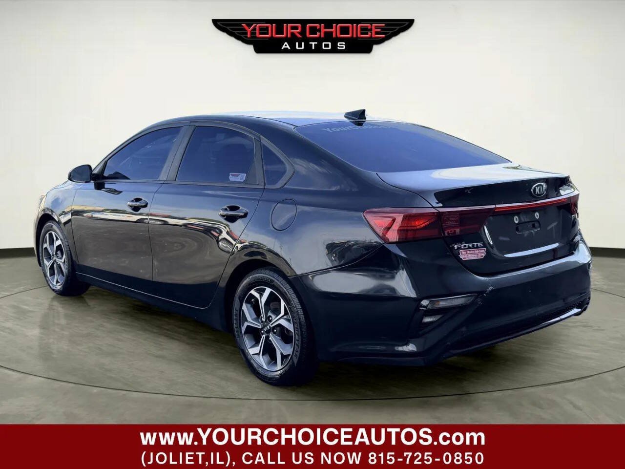 Used 2020 Kia Forte LXS FWD image 3