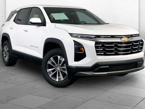 Used 2026 Chevrolet Equinox LT FWD image 1