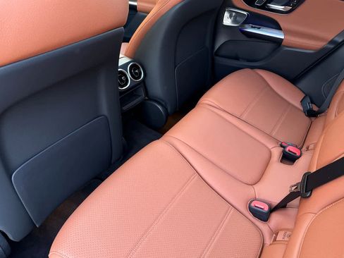 Certified 2026 Mercedes-Benz GLC 300 image 11