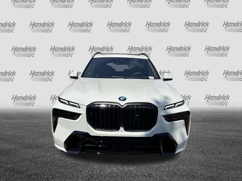 New 2027 BMW X7 xDrive40i w/ M Sport Package AWD/4WD image 3