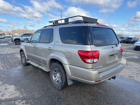 Used 2007 Toyota Sequoia Limited image 2